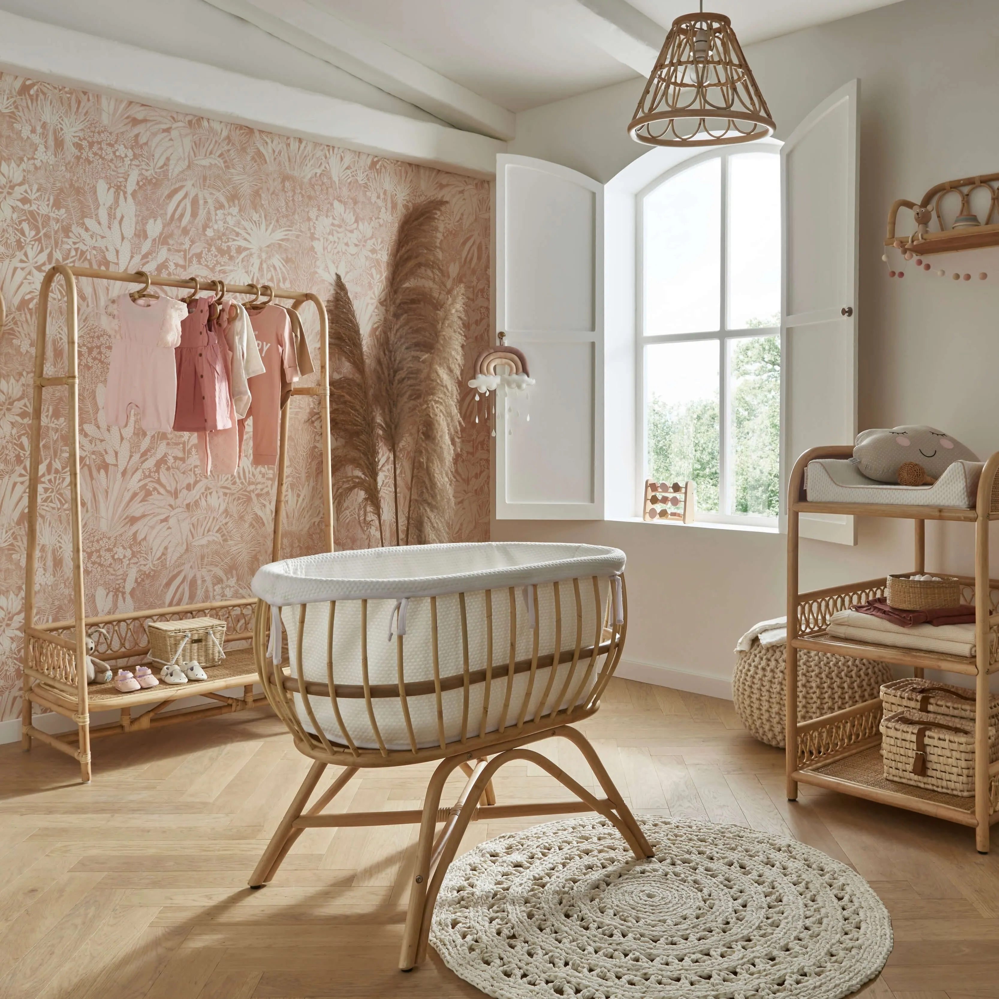 Cuddle Co Aria Changer - Rattan