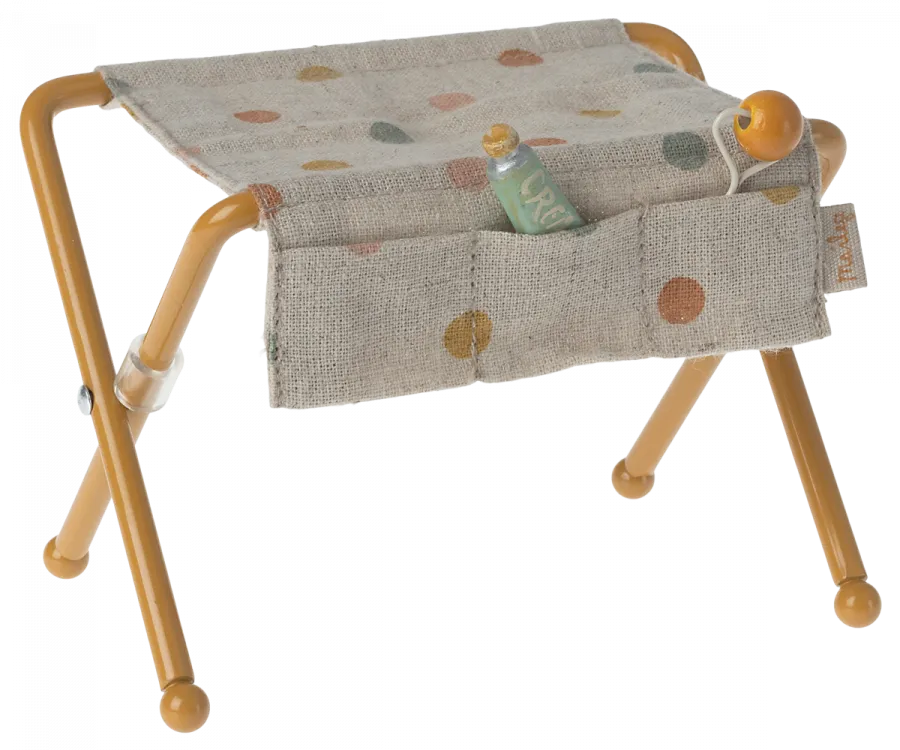 Nursery Table Baby Mouse