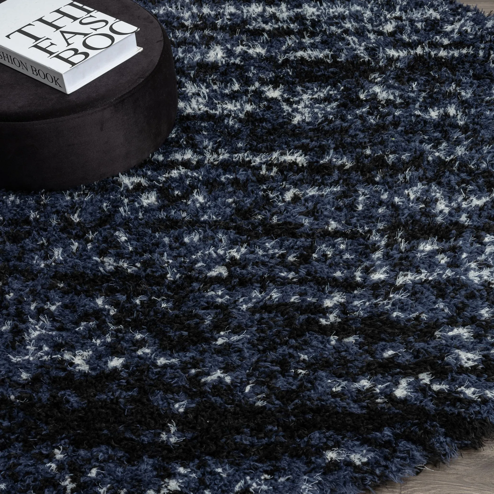 Plushy 386 Lava Navy Round Rug - Modern Round Rug Design