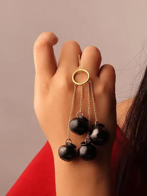 Sikahar Earrings Black